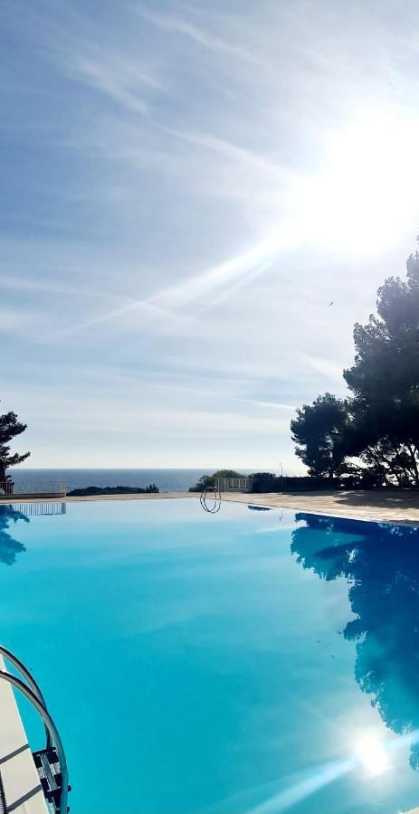 Superbe Appartement Dans Cadre D'Exception - Piscine, Plage Et Tennis Prive Bandol Kültér fotó